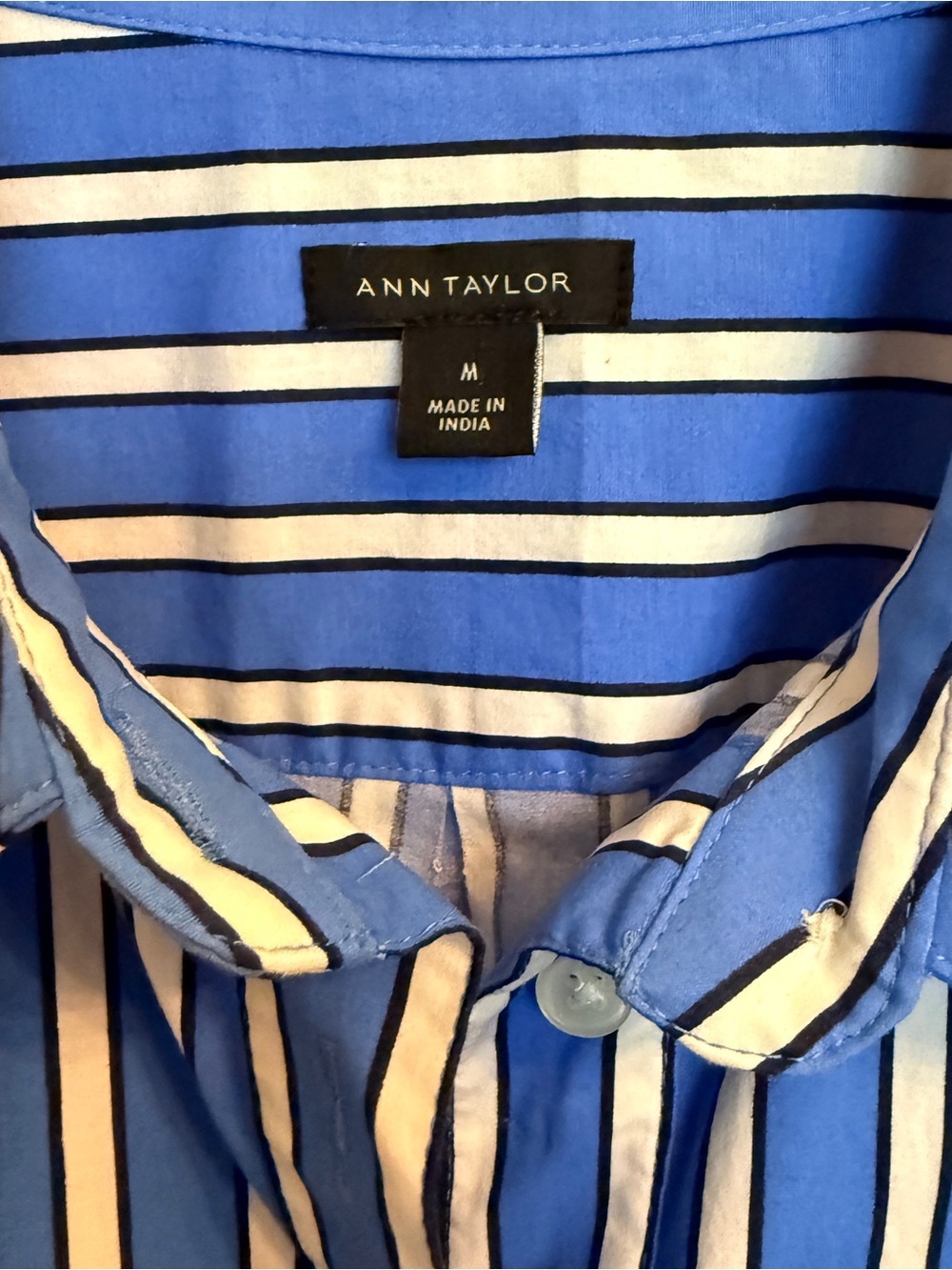 Ann Taylor Blue and White Stripe Button Down Dress Shirt Size M - Picture 2 of 5
